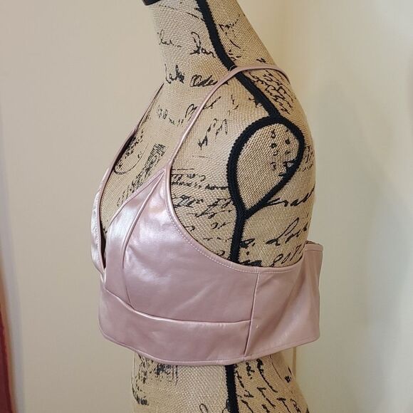 Shein pink metallic halter style crop top size Large - Picture 3 of 10